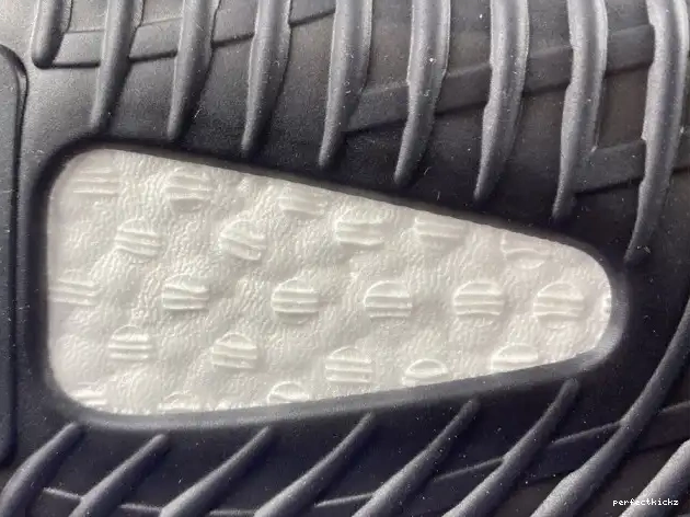 Boost Black Core Adidas White V2 350 BY1604 Yeezy 0623